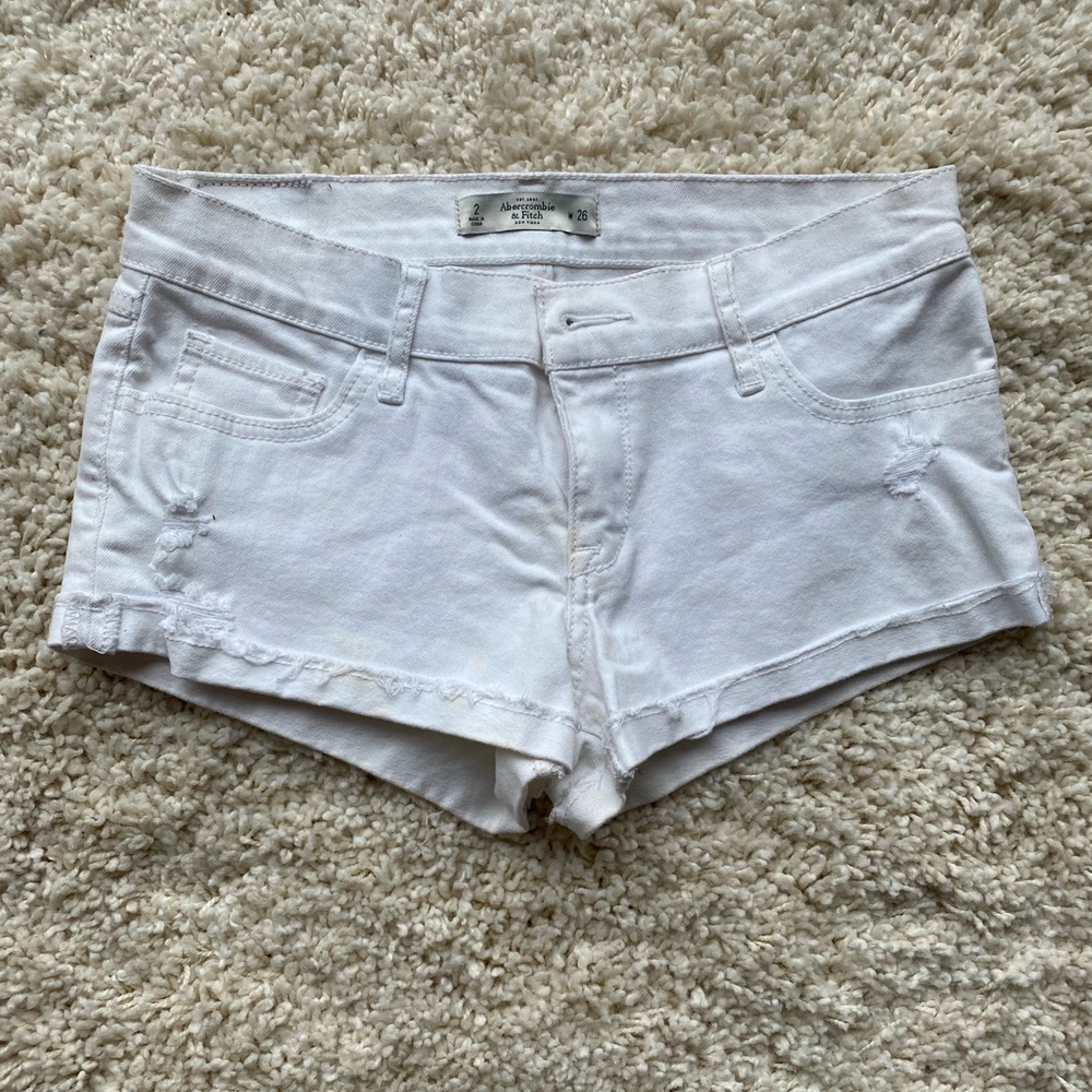 A&F White Jean Shorts - Size 26 (US 2)